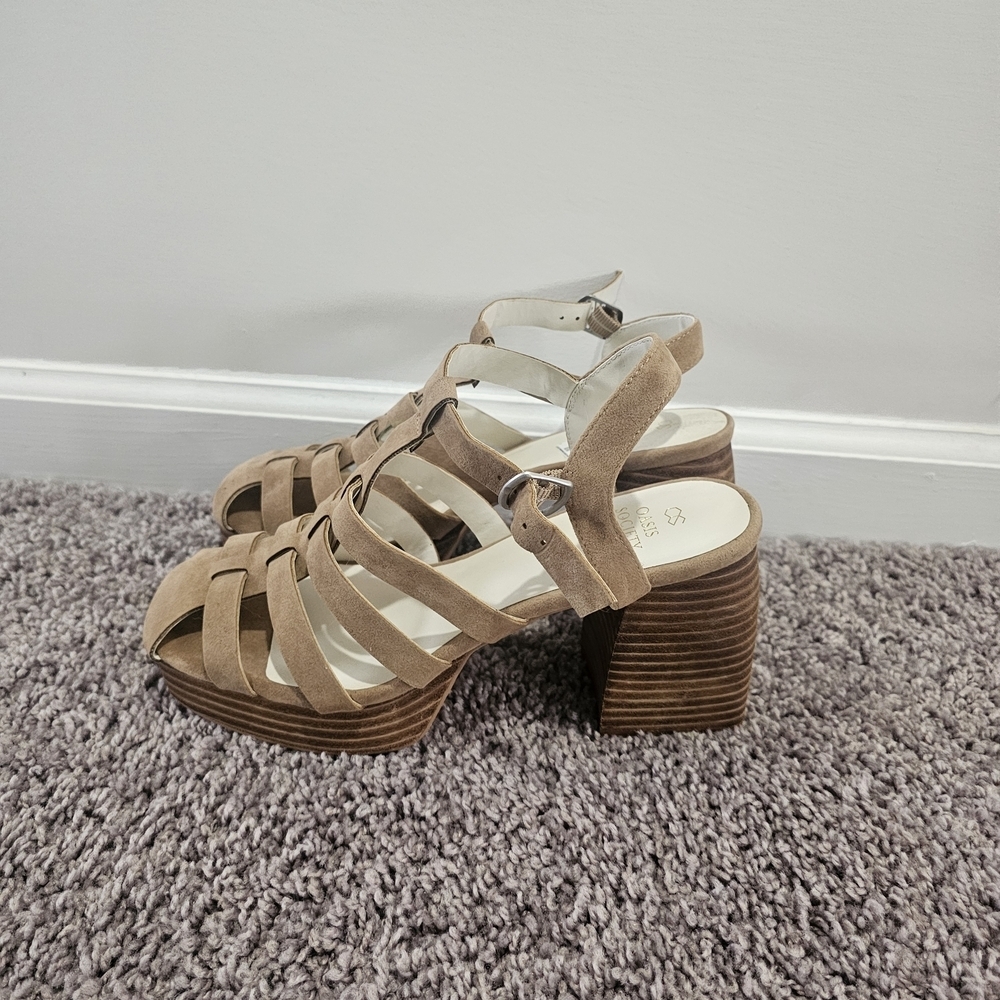 Oasis Society Gladiator Platform Sandals Size 9